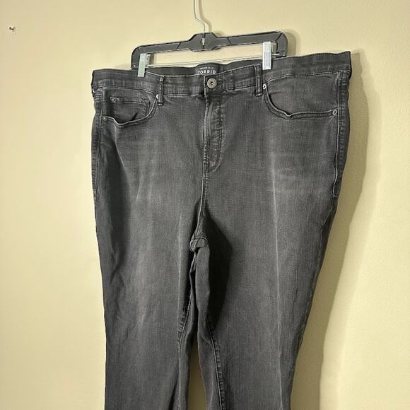 Torrid Womens 26 Tall Sky High Skinny Crop Washed Black Stretch Denim Jeans - Picture 2 of 7